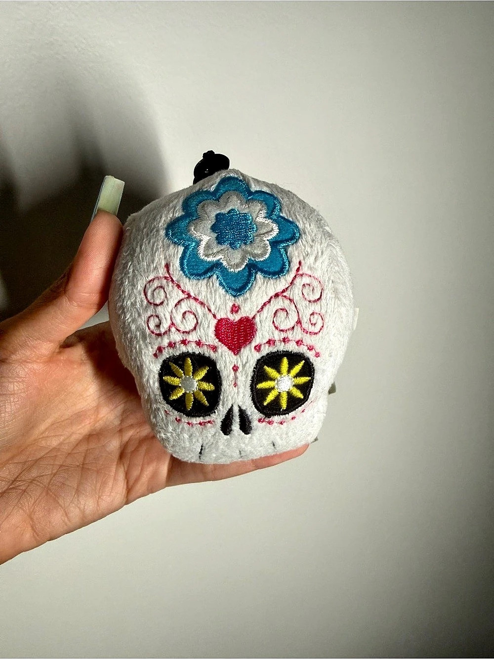 Cute Sugar Skull Ornament Embroidered White & Blue Keychain